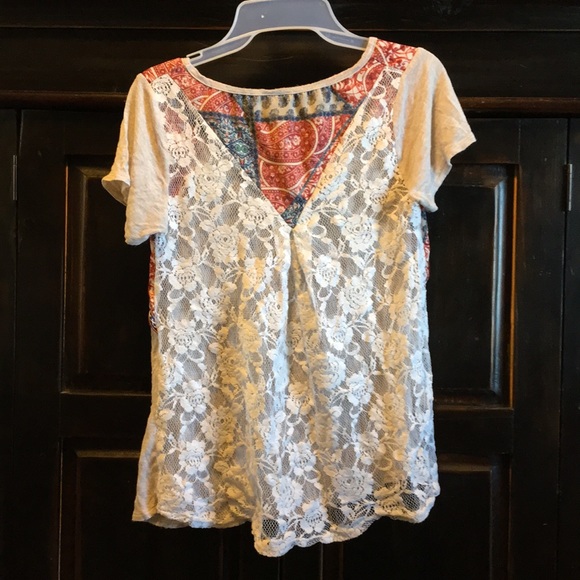 Way cute Tee with lace back - Picture 2 of 2